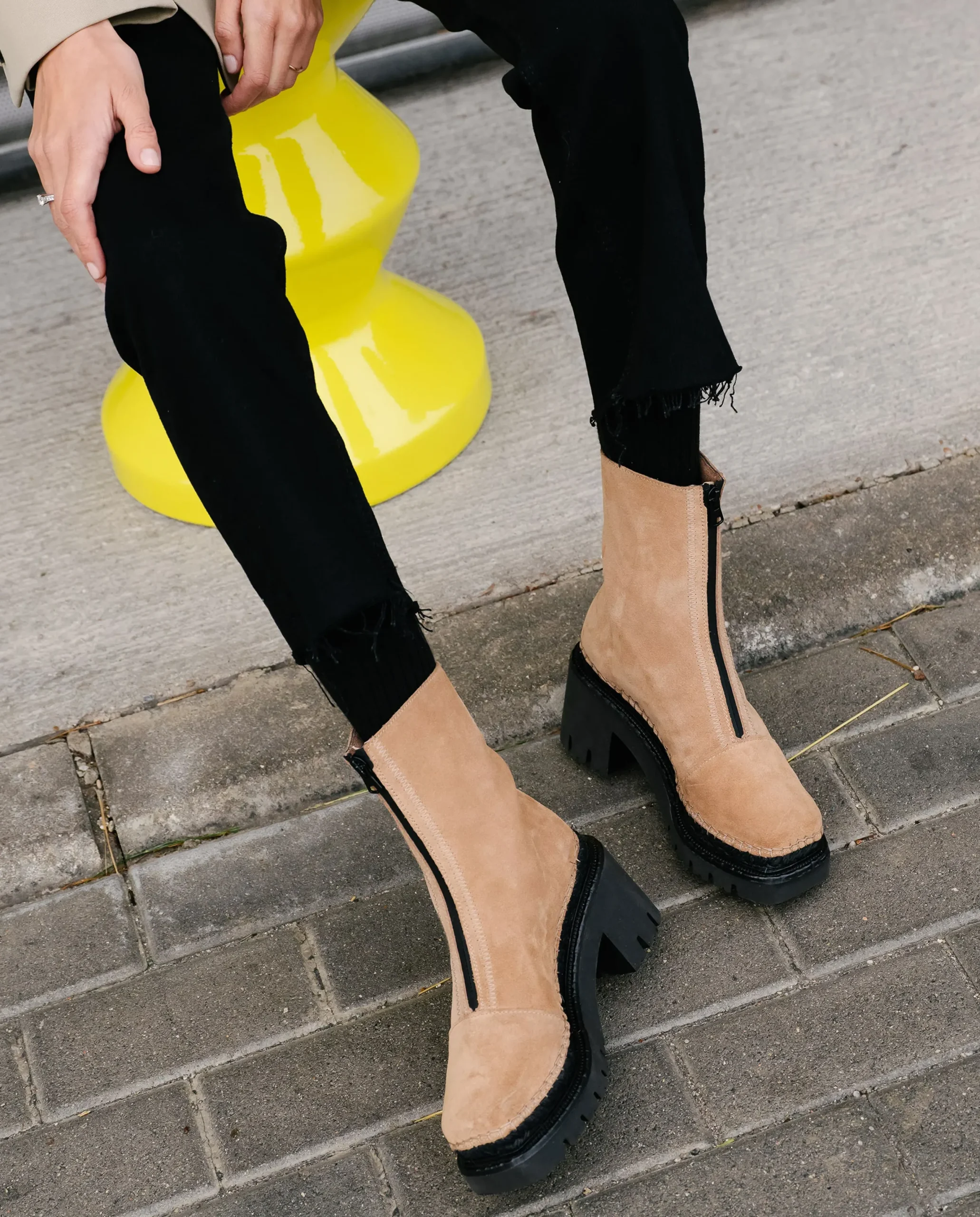 Botin en serraje nude Panteta