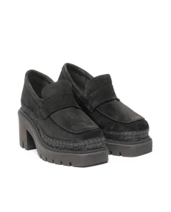 Mocasín de tacón en serraje negro Panteta