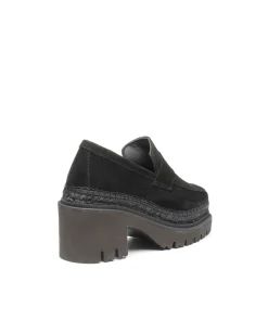 Mocasín de tacón en serraje negro Panteta
