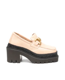 Mocasín de tacón en velvet nude Panteta