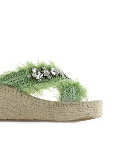 Zueco cruzado en rafia cristal verde Vinci